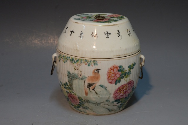 Flower and bird pattern light color four-series lid jar